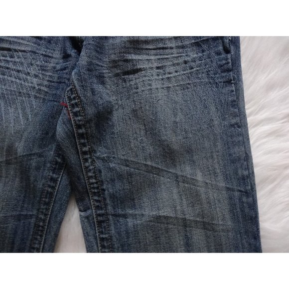 ​Womens Maxx jeans Size 9 distressed w/embroidery front legs & back​ pockets - Picture 8 of 12